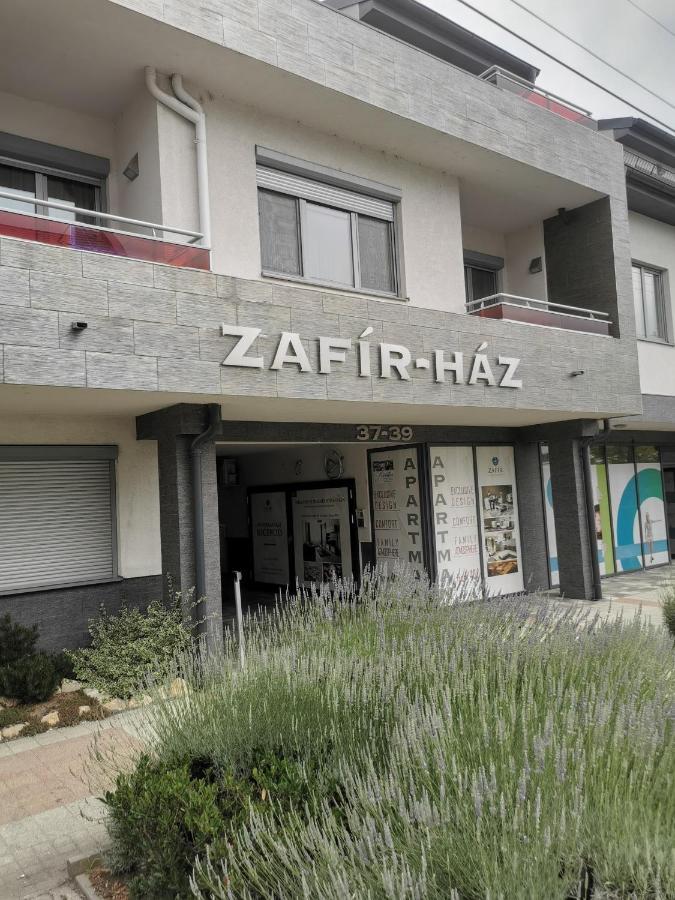 Sárvár Szabo Apartman מראה חיצוני תמונה